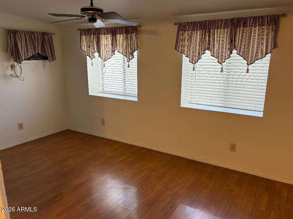 Image 5 of property listing at 6730 E EL PASO Street, Mesa, AZ 85205