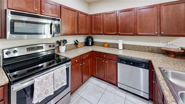 3218 SE 5th Ct, Homestead, FL 33033