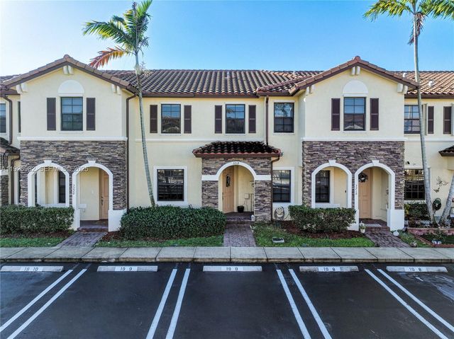 3218 SE 5th Ct, Homestead, FL 33033