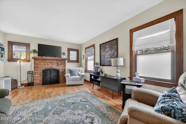 528 Riley Street, Lansing, MI 48910