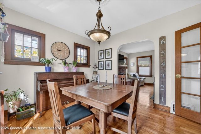 528 Riley Street, Lansing, MI 48910
