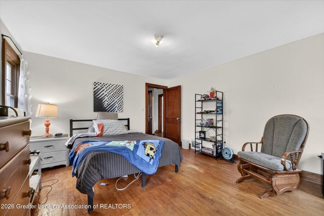 528 Riley Street, Lansing, MI 48910