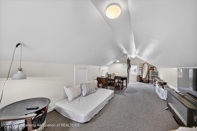 528 Riley Street, Lansing, MI 48910