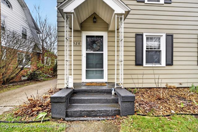 528 Riley Street, Lansing, MI 48910