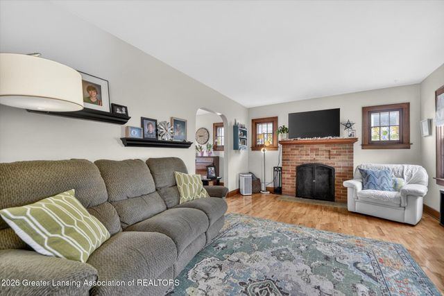528 Riley Street, Lansing, MI 48910