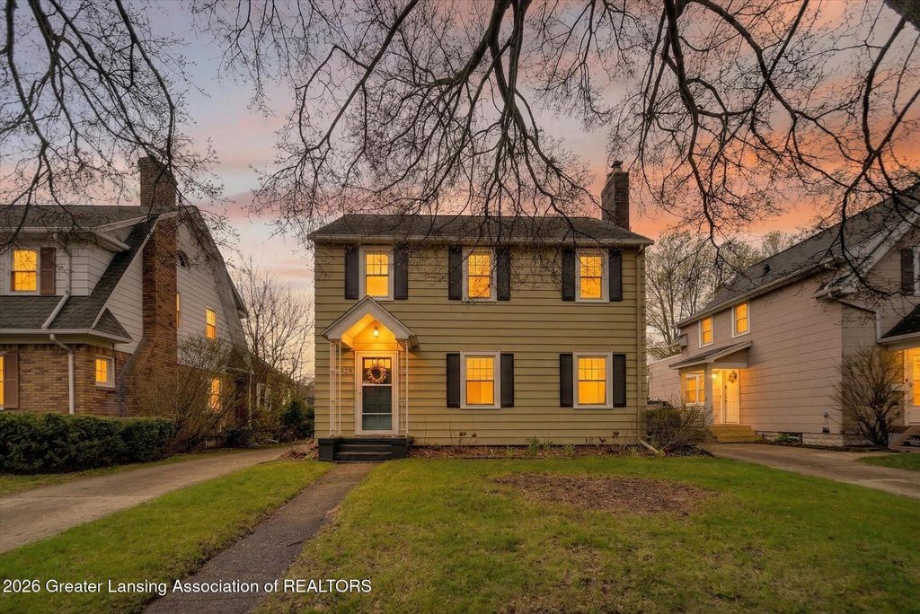 528 Riley Street, Lansing, MI 48910