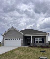 310 Windyhill St, Murfreesboro, TN 37129