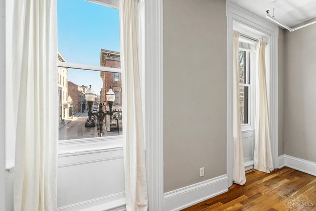 1407 Vine Street, Cincinnati, OH 45202