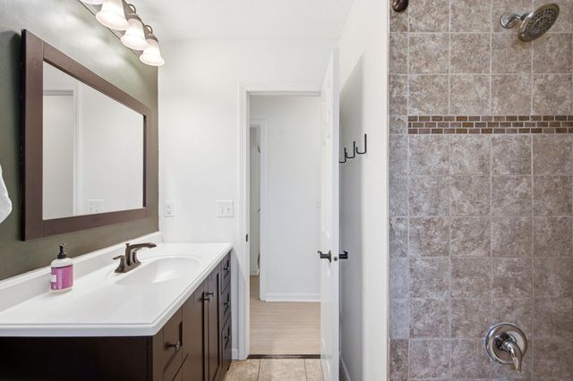 9442 Saratoga Lane N, Maple Grove, MN 55369