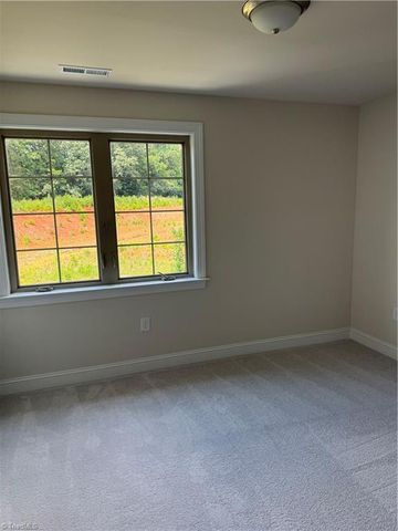 4713 Willowstone Drive, High Point, NC 27265
