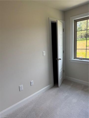 4713 Willowstone Drive, High Point, NC 27265