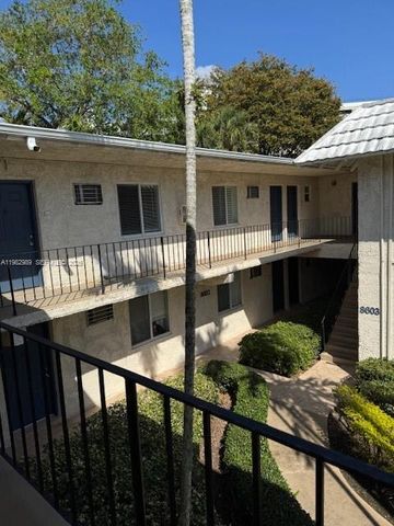 8601 SW 68th Ct 23, Pinecrest, FL 33156