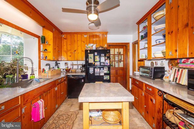 358 MAIN ST, Orange, VA 22960