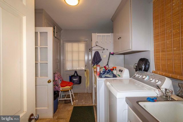 358 MAIN ST, Orange, VA 22960