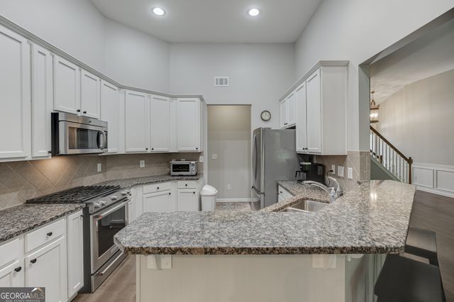 2375 Stone Willow Way, Buford, GA 30519