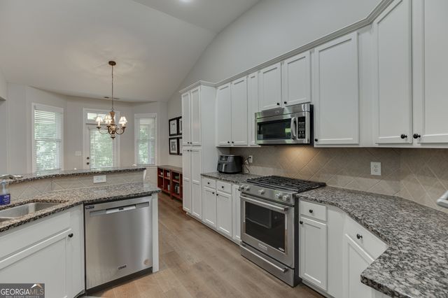 2375 Stone Willow Way, Buford, GA 30519