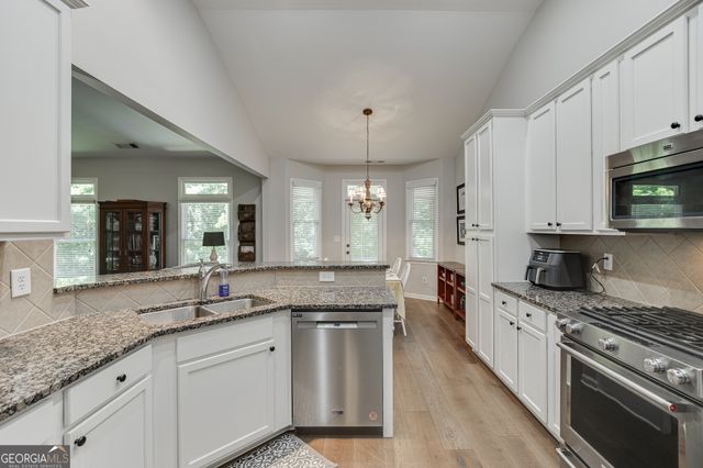 2375 Stone Willow Way, Buford, GA 30519