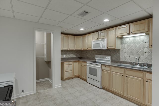 2375 Stone Willow Way, Buford, GA 30519