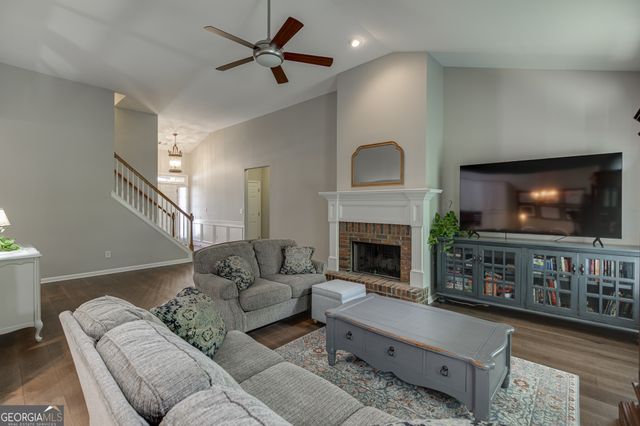 2375 Stone Willow Way, Buford, GA 30519