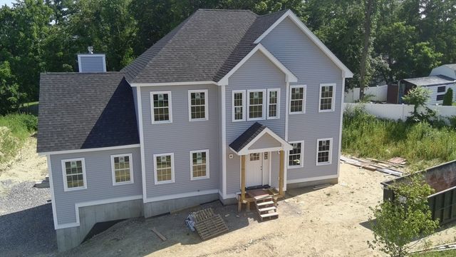 4 Katie Ln, Groveland, MA 01834