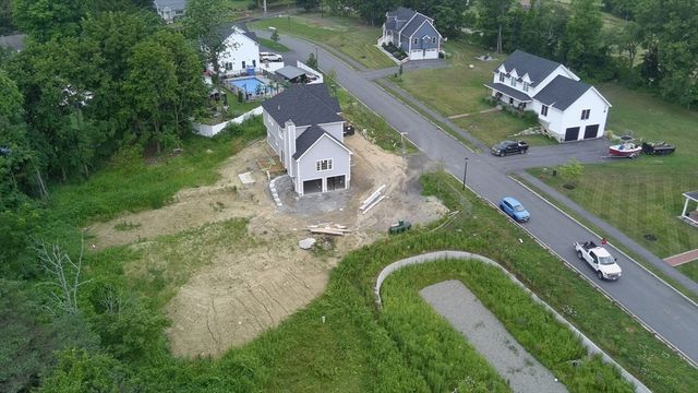 4 Katie Ln, Groveland, MA 01834