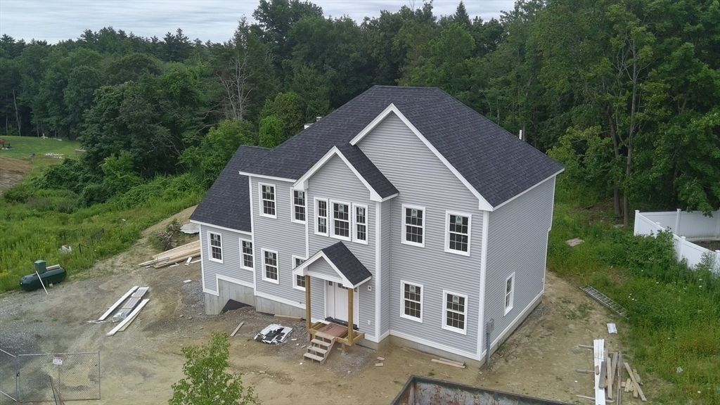 4 Katie Ln, Groveland, MA 01834