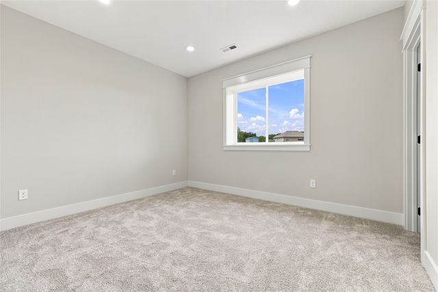 3208 SE Bannister Drive, Ankeny, IA 50021