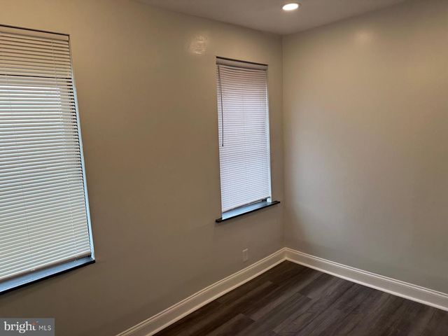 1617 N CHAPEL ST, Baltimore, MD 21213