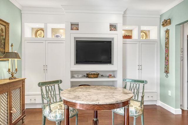 44 Cocoanut Row 302 B, Palm Beach, FL 33480