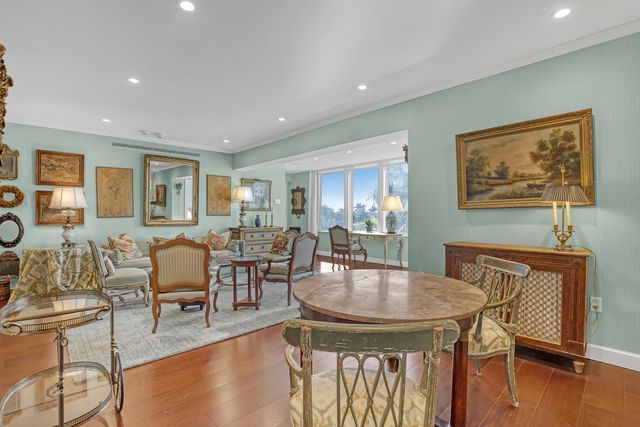 44 Cocoanut Row 302 B, Palm Beach, FL 33480