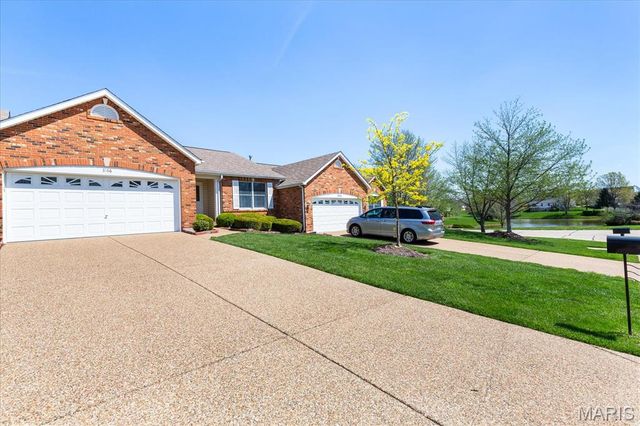 2166 Farnsworth Drive 1446B, O'fallon, MO 63368