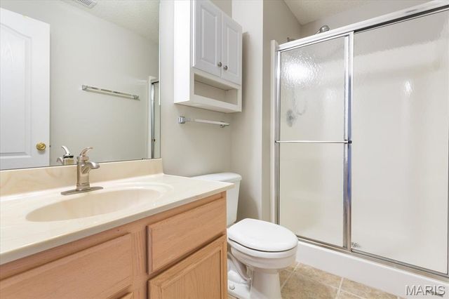 2166 Farnsworth Drive 1446B, O'fallon, MO 63368