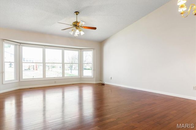 2166 Farnsworth Drive 1446B, O'fallon, MO 63368