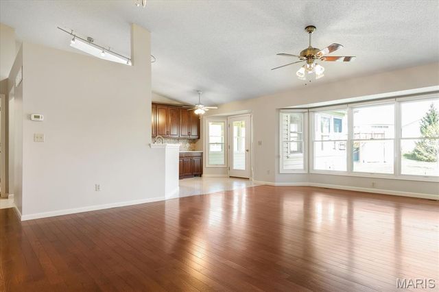 2166 Farnsworth Drive 1446B, O'fallon, MO 63368