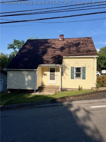 1018 Highland Drive, St Albans, WV 25177