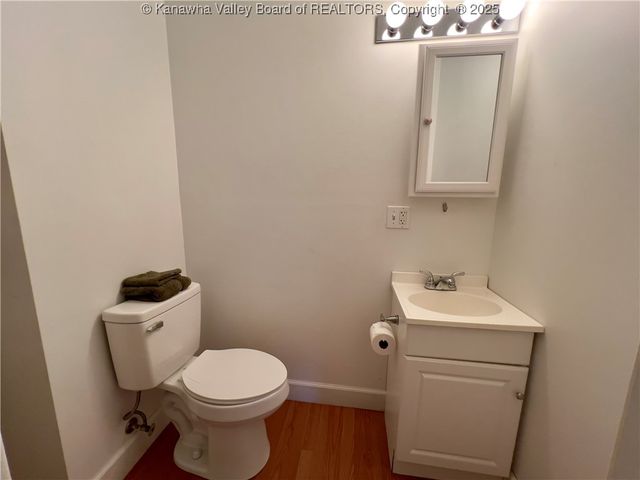 1018 Highland Drive, St Albans, WV 25177