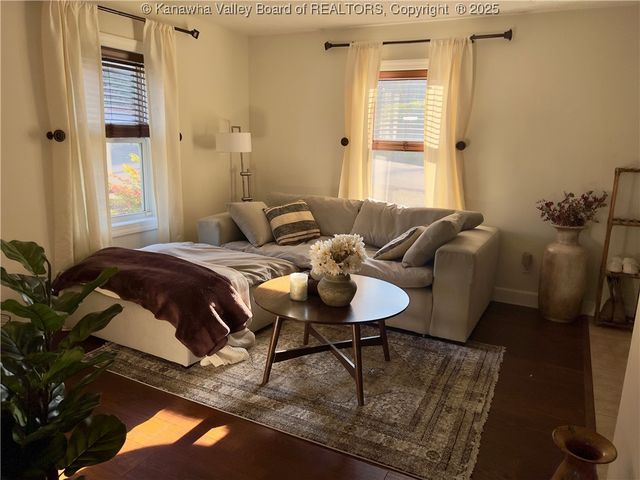 1018 Highland Drive, St Albans, WV 25177