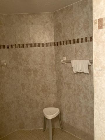 305 30TH AVENUE W A212, Bradenton, FL 34205