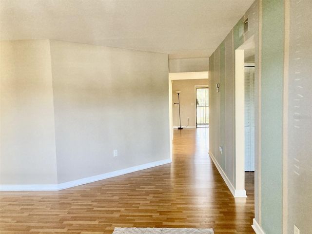 305 30TH AVENUE W A212, Bradenton, FL 34205