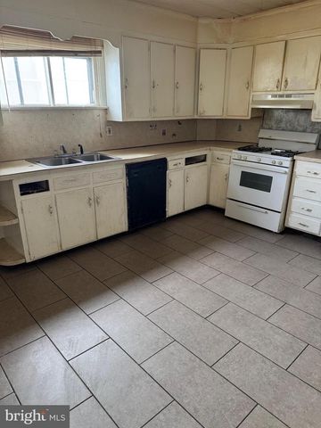 437 HOME AVE, Trenton, NJ 08611