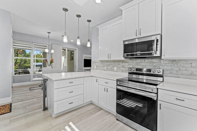 10231 176th Ln N, Jupiter, FL 33478