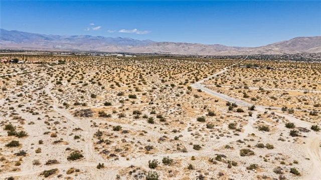 19500 West, Desert Hot Springs, CA 92240