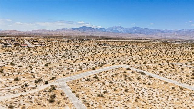 19500 West, Desert Hot Springs, CA 92240