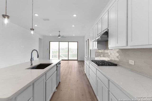 245 Sentido, Boerne, TX 78006