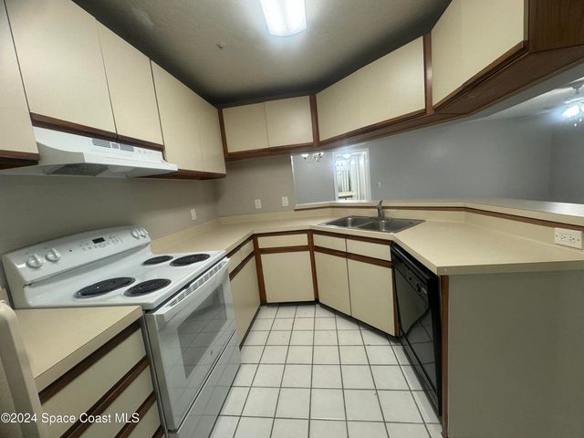 7667 N Wickham Road 1203, Melbourne, FL 32940