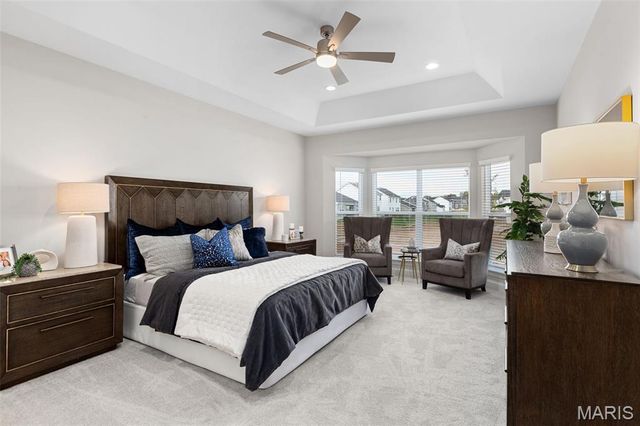 2 Pin Oak at Post Farms Enclave, O'fallon, MO 63385