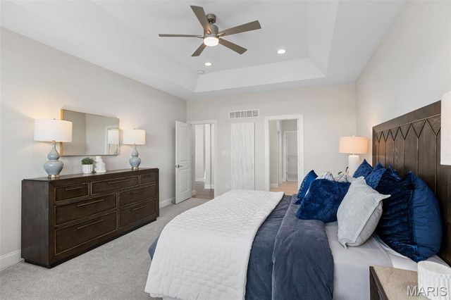 2 Pin Oak at Post Farms Enclave, O'fallon, MO 63385