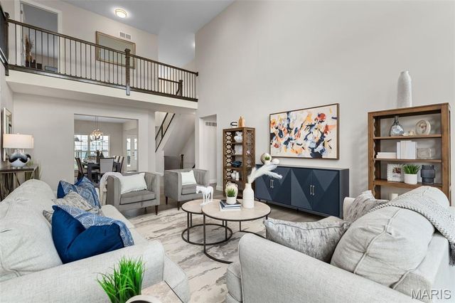 2 Pin Oak at Post Farms Enclave, O'fallon, MO 63385