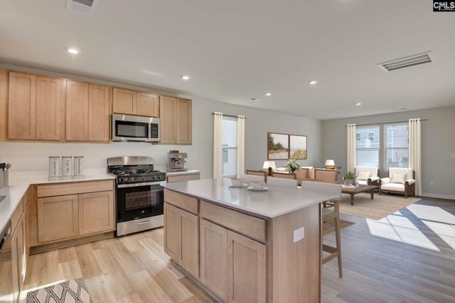 239 Kingfield Drive, Hopkins, SC 29061