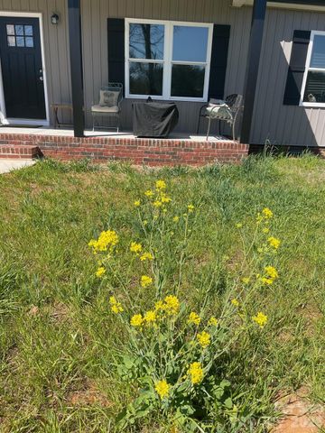 103 Falls Street, Lawndale, NC 28090